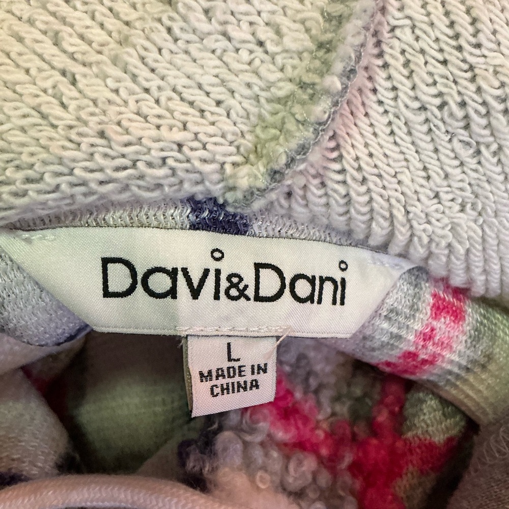 Davi & Dani Fuzzy Plaid Shacket - Picture 2 of 11